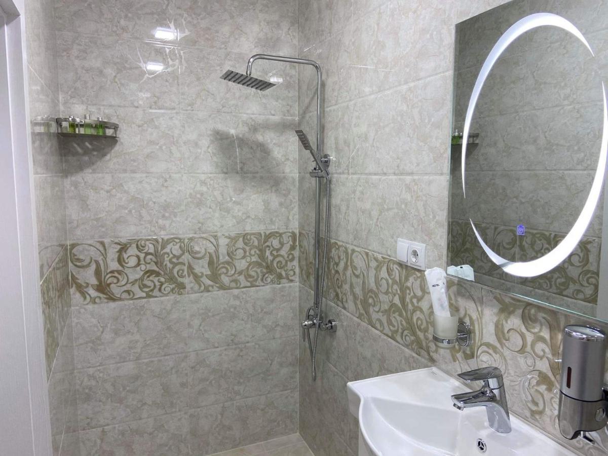 Blue Heaven Hotel Bakuriani Ngoại thất bức ảnh